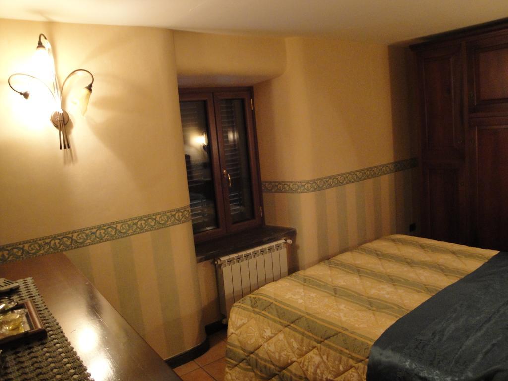 Villa La Loggetta Di Apricus à Olevano Romano Extérieur photo