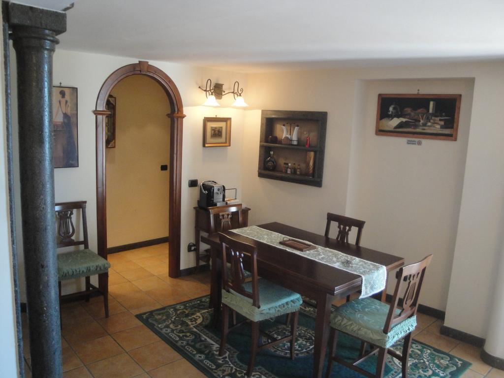 Villa La Loggetta Di Apricus à Olevano Romano Extérieur photo